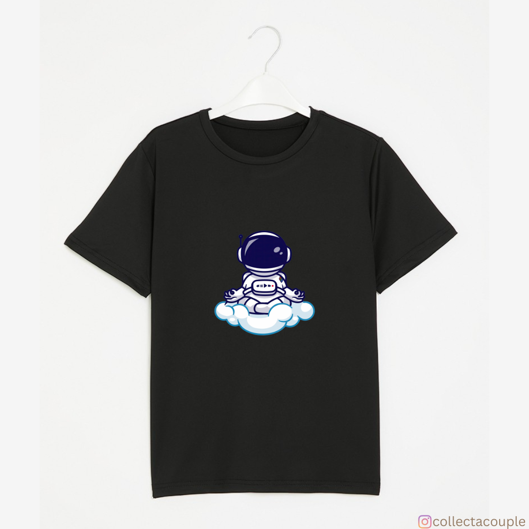 Astronaut: Meditating in clouds Unisex T-shirt