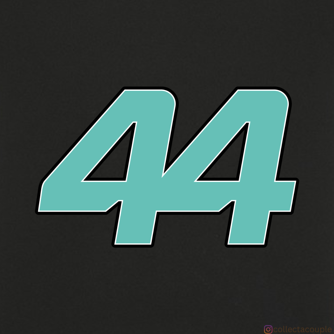 Lewis Hamilton: 44 Unisex T-shirt