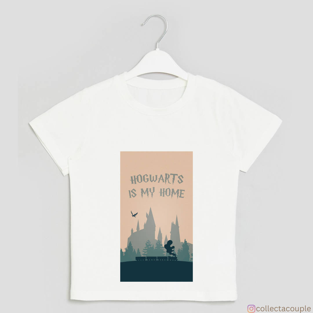 Harry Potter: Hogwarts is my Home Unisex T-shirt