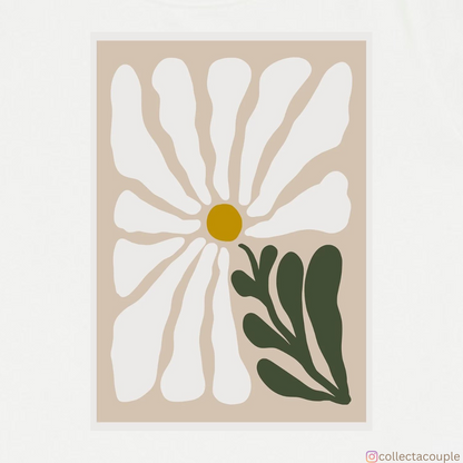 White flower: Graphic Unisex T-shirt