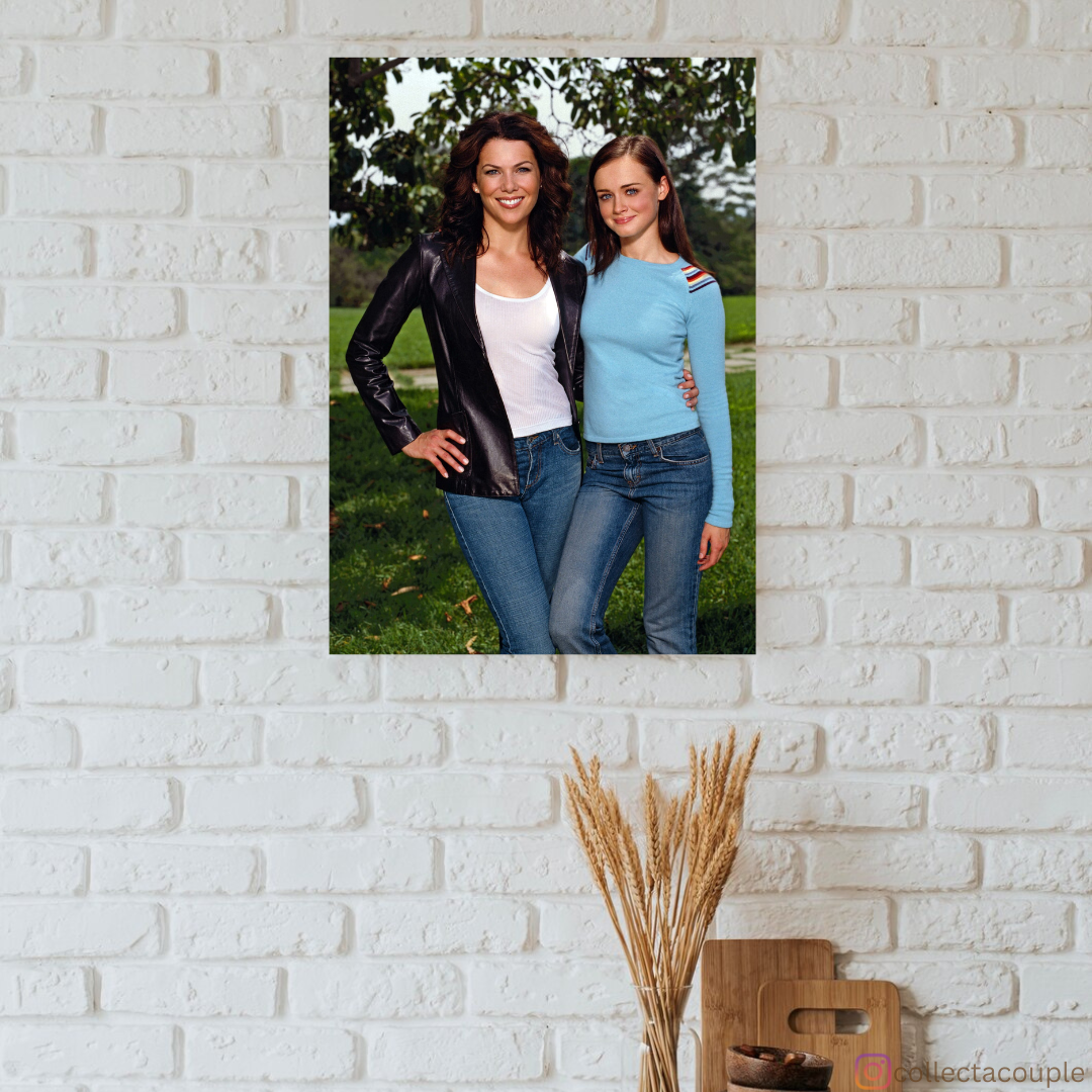 Gilmore Girls: Rory & Lorelai Pose Poster