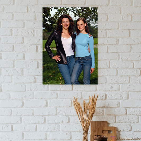 Gilmore Girls: Rory & Lorelai Pose Poster