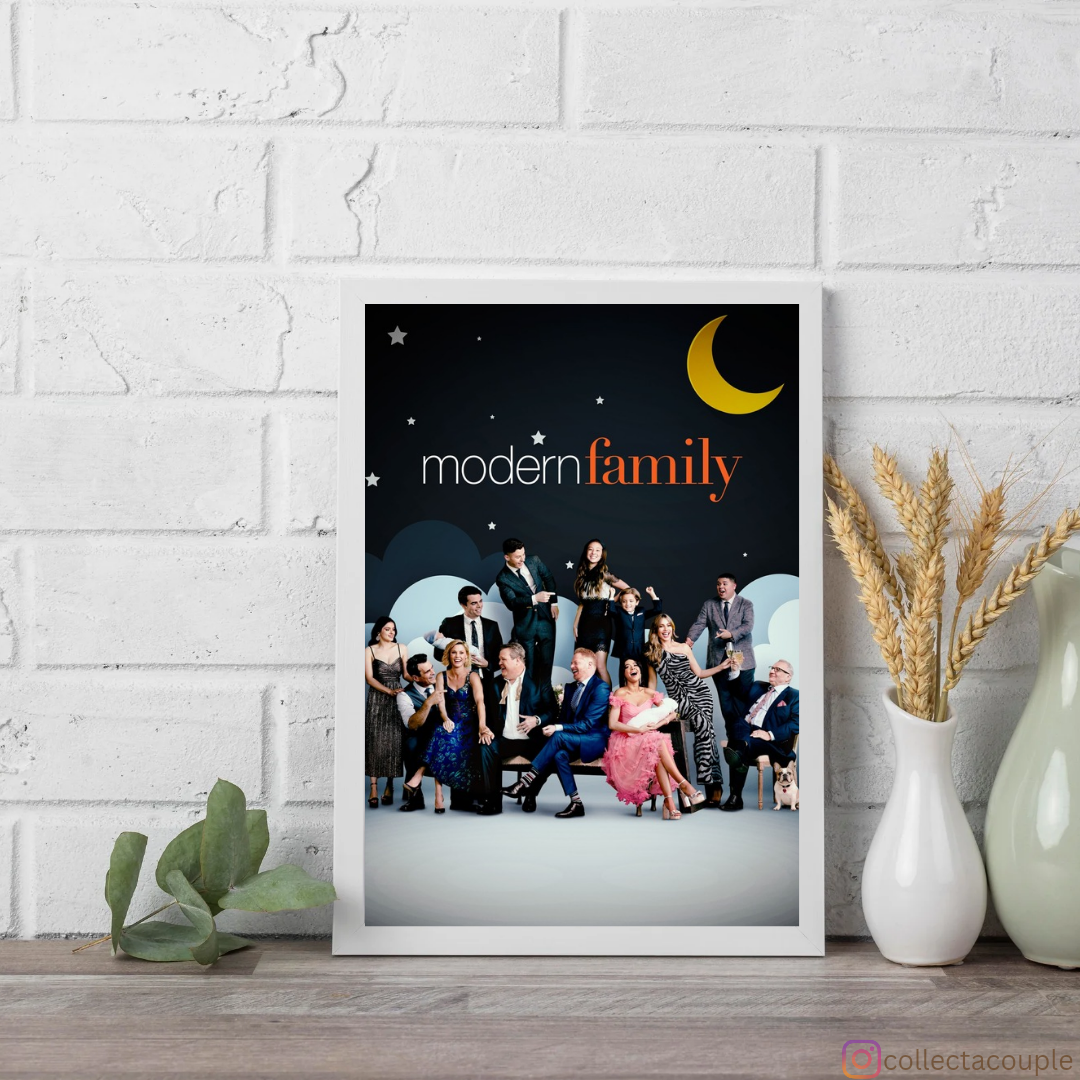 Modern Family: Cast 1 Framed Poster