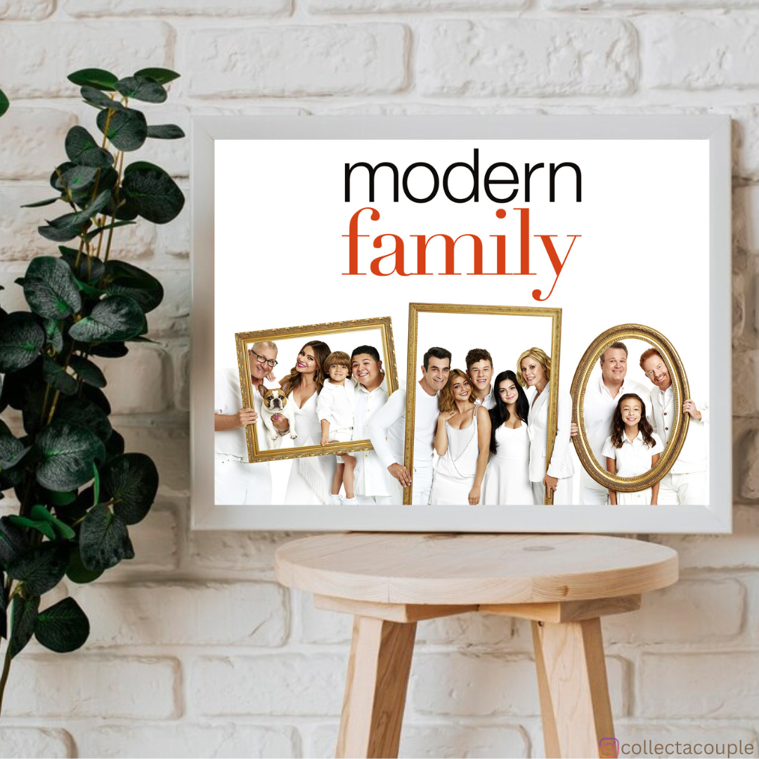 Modern Family: Cast 2 Framed Poster