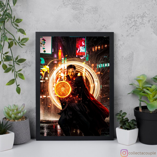 Doctor Strange: In action Framed Poster